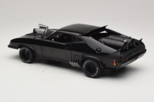 Ford Falcon XB Interceptor Mad Max 2 The Road Warrior AUTOart 1:18 72745 Druckguss — Bild 7 von 8