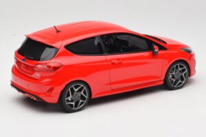 Ford Fiesta Mk8 ST Rot DNA 1:18 DNA000093 Resin — Bild 2 von 6