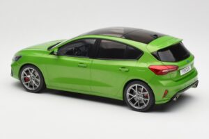 Ford Focus ST Mk4 Grün MCG 1:18 MCG18452 Druckguss — Bild 5 von 6