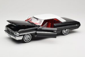 Ford Galaxie 500 Schwarz Sun Star 1:18 1442 Druckguss — Bild 2 von 8