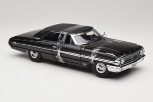Ford Galaxie 500 Men in Black 3 Movie GreenLight 1:18 15301 Druckguss — Bild 4 von 6