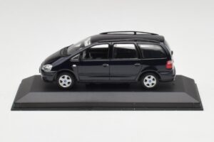 Ford Galaxy Mk1 Blau Minichamps 1:43 430089501 Druckguss