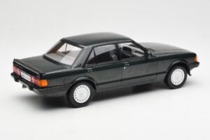 Ford Granada Mk2 2.8 Injection Dunkelgrün MCG 1:18 MCG18263 Druckguss — Bild 2 von 6