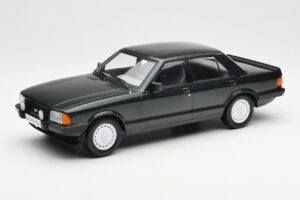 Ford Granada Mk2 2.8 Injection Dunkelgrün MCG 1:18 MCG18263 Druckguss