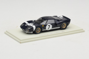 Ford GT40 Mk I #7 B. Bondurant / U. Maglioli 24 Hours of Le Mans 1965 Spark 1:43 S4536 Resin — Bild 2 von 4