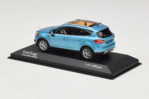 Ford Kuga Mk1 Blau Metallic Minichamps 1:43 400087201 Druckguss — Bild 3 von 4