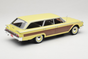 Ford Country Squire Gelb MCG 1:18 MCG18048 Druckguss — Bild 2 von 6