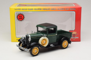 Ford Model A Pickup Valley Green Motor City 1:18 40003 Druckguss — Bild 8 von 8