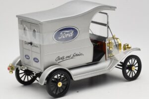 Ford Model T Delivery Truck Silber Eagle Collectibles 1:18 430600 Druckguss — Bild 2 von 6