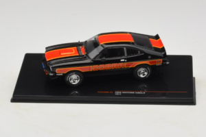 Ford Mustang Cobra II Schwarz IXO 1:43 CLC599N Druckguss