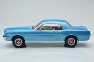 Ford Mustang Coupe Türkis Norev 1:18 182800 Druckguss — Bild 3 von 6
