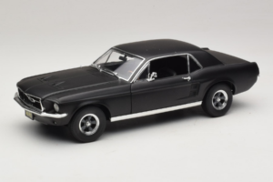 Ford Mustang Creed Movie GreenLight 1:18 13611 Druckguss