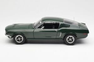 Ford Mustang GT Bullitt Grün AUTOart 1:18 72812 Druckguss — Bild 4 von 8