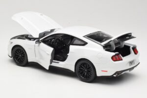 Ford Mustang GT S550 Weiß Maisto 1:18 31197 Druckguss — Bild 5 von 8