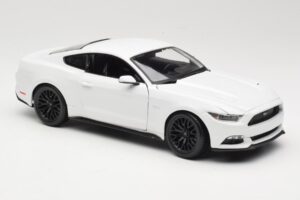 Ford Mustang GT S550 Weiß Maisto 1:18 31197 Druckguss — Bild 6 von 8