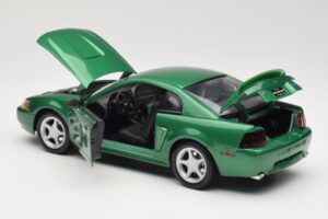 Ford Mustang GT SN95 Grün Maisto 1:18 50326 Druckguss — Bild 5 von 8