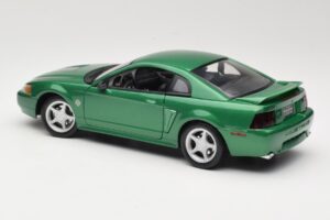 Ford Mustang GT SN95 Grün Maisto 1:18 50326 Druckguss — Bild 7 von 8