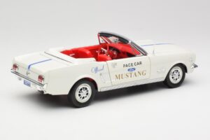 Ford Mustang Pace Car Wimbledon White Solido 1:18 81578 Druckguss — Bild 3 von 8