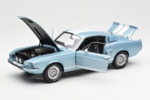 Ford Mustang Shelby GT500 Hellblau Metallic Mit Weißen Streifen AUTOart 1:18 72907 Druckguss — Bild 2 von 8