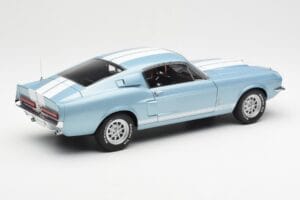 Ford Mustang Shelby GT500 Hellblau Metallic Mit Weißen Streifen AUTOart 1:18 72907 Druckguss — Bild 3 von 8