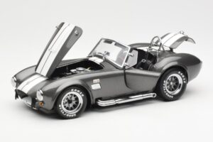 Ford Shelby Cobra 427 S/C Grau Metallic Mit Weißen Streifen Kyosho 1:18 08045GRW Druckguss — Bild 2 von 8