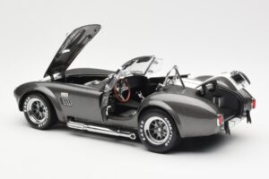 Ford Shelby Cobra 427 S/C Grau Metallic Mit Weißen Streifen Kyosho 1:18 08045GRW Druckguss — Bild 5 von 8
