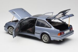 Ford Sierra RS Cosworth Moonstone Blau AUTOart 1:18 72863 Druckguss — Bild 5 von 8