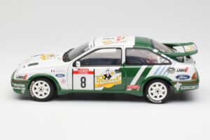 Ford Sierra RS Cosworth #8 D. Auriol / B. Occelli Rally Tour de Corse 1988 AUTOart 1:18 88812 Druckguss — Bild 4 von 8