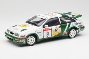 Ford Sierra RS Cosworth #8 D. Auriol / B. Occelli Rally Tour de Corse 1988 AUTOart 1:18 88812 Druckguss
