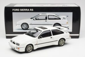 Ford Sierra RS Cosworth Weiß AUTOart 1:18 72862 Druckguss — Bild 8 von 8