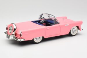 Ford Thunderbird Rosa Revell 1:18 8804 Druckguss — Bild 3 von 8