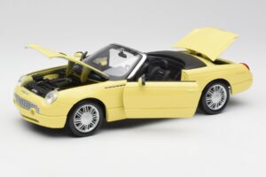 Ford Thunderbird Show Car Gelb Maisto 1:18 50335 Druckguss — Bild 2 von 8