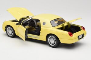 Ford Thunderbird Show Car Gelb Maisto 1:18 50336 Druckguss — Bild 5 von 8