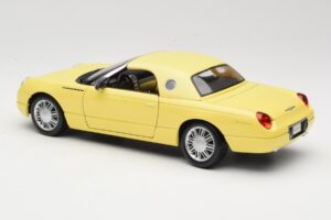 Ford Thunderbird Show Car Gelb Maisto 1:18 50336 Druckguss — Bild 7 von 8