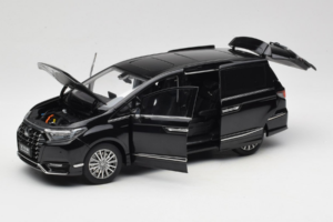 Honda Elysion Dunkelblau OEM 1:18 26701 Druckguss — Bild 2 von 8