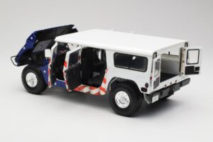 Hummer H1 AM General Gore-Lieberman Humvee America Exoto 1:18 1807 Druckguss — Bild 5 von 8