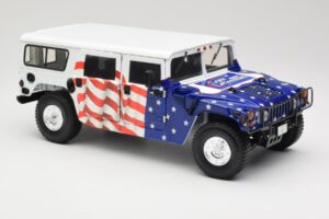 Hummer H1 AM General Gore-Lieberman Humvee America Exoto 1:18 1807 Druckguss — Bild 6 von 8