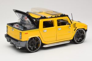 Hummer H2 SUT Concept Gelb Maisto 1:18 31067 Druckguss — Bild 3 von 8