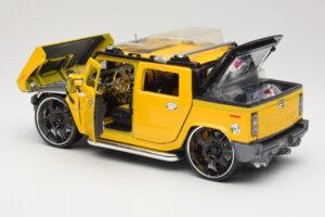 Hummer H2 SUT Concept Gelb Maisto 1:18 31067 Druckguss — Bild 5 von 8