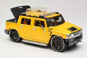 Hummer H2 SUT Concept Gelb Maisto 1:18 31067 Druckguss — Bild 6 von 8