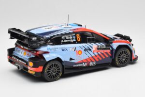 Hyundai i20 N Rally1 WRC #8 O. Tänak / M. Järveoja Rally Monte Carlo Night Version 2024 IXO 1:18 18RMC195 Druckguss — Bild 2 von 6