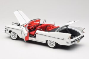 Imperial Crown Cabriolet Weiß Road Signature 1:18 20138 Druckguss — Bild 5 von 8