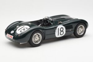 Jaguar C-Type #18 T. Rolt / D. Hamilton 24 Hours of Le Mans Winner 1953 CMC 1:18 M-195 Druckguss — Bild 2 von 6