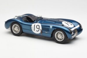 Jaguar C-Type #19 J. Stewart Ecurie Ecosse Goodwood Members Meeting 1954 CMC 1:18 M-192 Druckguss — Bild 4 von 6