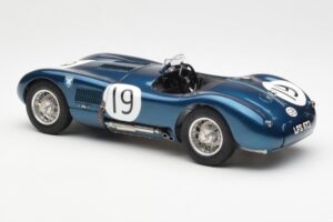 Jaguar C-Type #19 J. Stewart Ecurie Ecosse Goodwood Members Meeting 1954 CMC 1:18 M-192 Druckguss — Bild 5 von 6