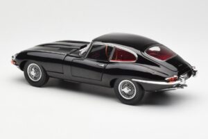 Jaguar E-Type 3.8 Series 1 Schwarz Kyosho 1:18 08954BK Druckguss — Bild 7 von 8