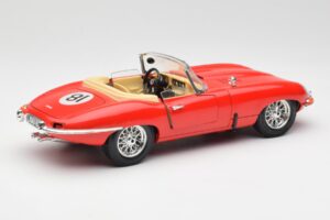 Jaguar E-Type Cabriolet Rot Bburago 1:18 3016 Druckguss — Bild 3 von 8