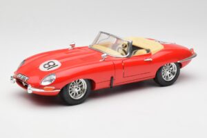 Jaguar E-Type Cabriolet Rot Bburago 1:18 3016 Druckguss