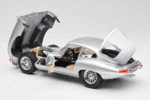 Jaguar E-Type Series 1 Silber Bburago 1:18 3018-M2 Druckguss — Bild 5 von 8