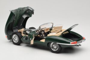 Jaguar E-Type Series 1 Roadster Grün Bburago 1:18 3016-M1 Druckguss — Bild 5 von 8